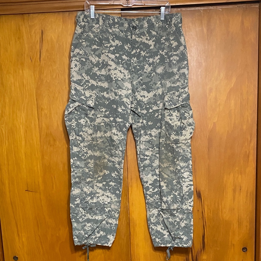 Men's Digital Woodland Tactical Cargo Pants - Camouflage